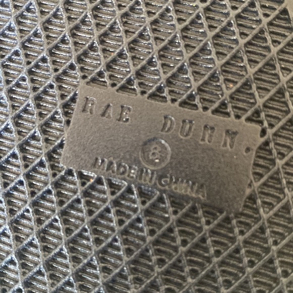 NWT RAE DUNN USA Slides Size 8 - Picture 8 of 8